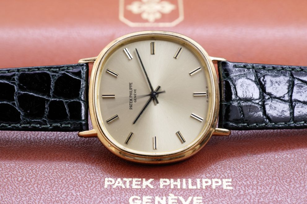 Patek Philippe Jumbo Ellipse tv screen 36mm sigma dial 3586 yellow gold - cal. 1-350