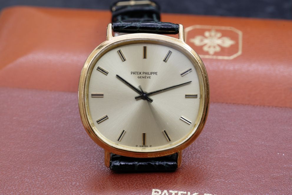 Patek Philippe Jumbo Ellipse tv screen 36mm sigma dial 3586 yellow gold - cal. 1-350