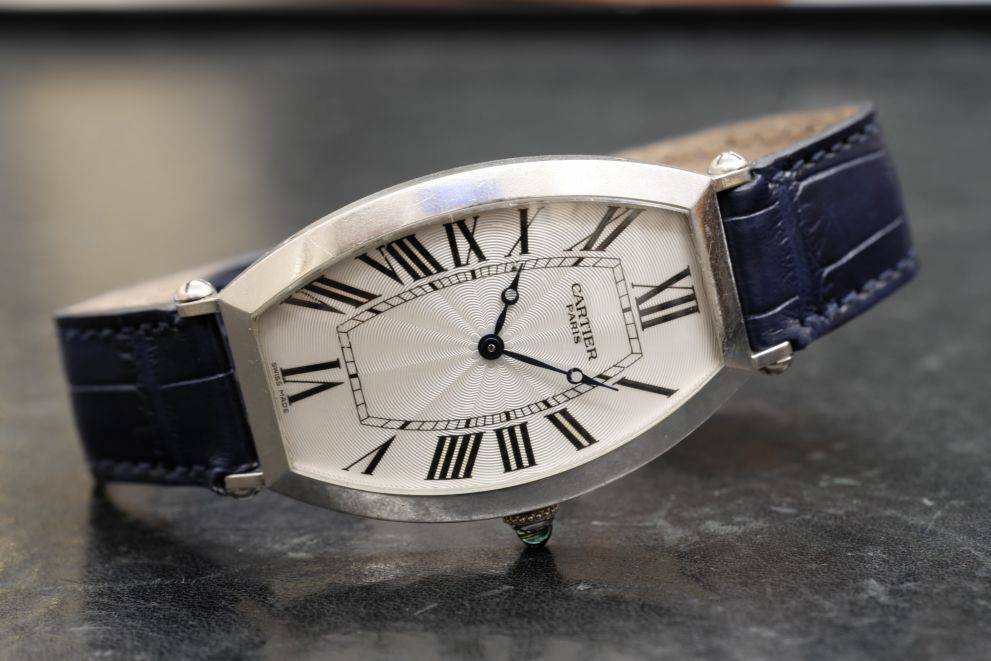 Cartier Platinum Tonneau "Salon Prive'" Super rare Large  mecanique Jumbo size
