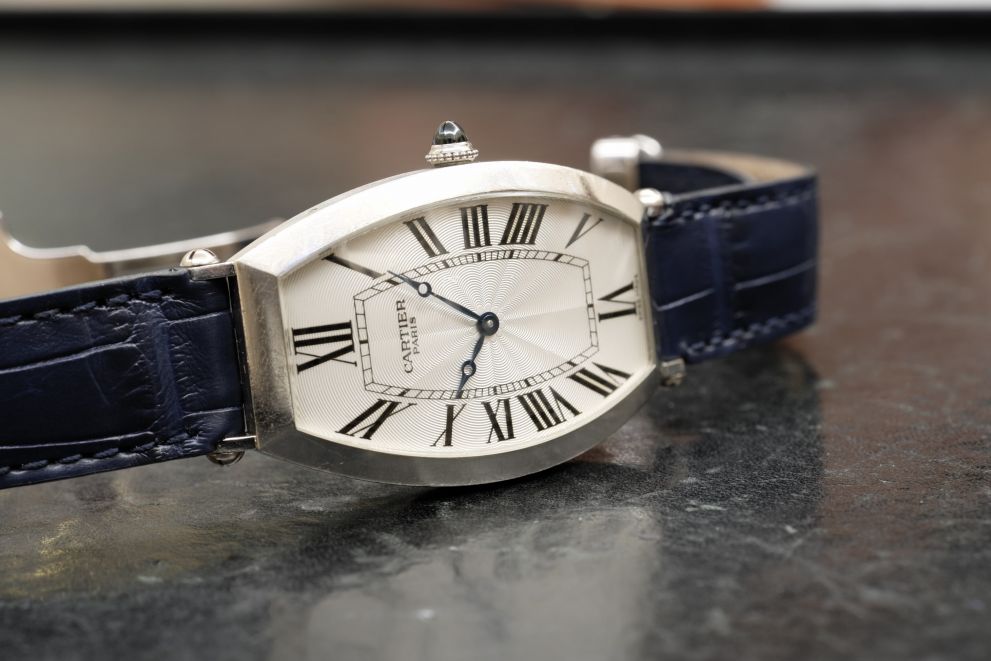 Cartier Platinum Tonneau "Salon Prive'" Super rare Large  mecanique Jumbo size