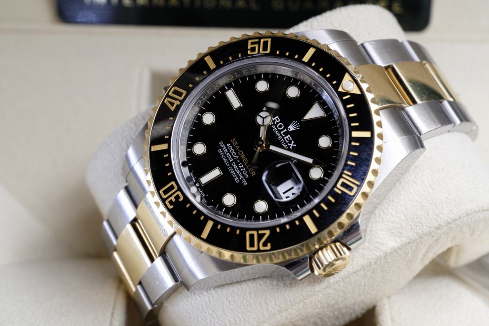 Rolex Sea-Dweller Ref. 126603 SS / Yellow Gold 18kt Box & papers Unpolished