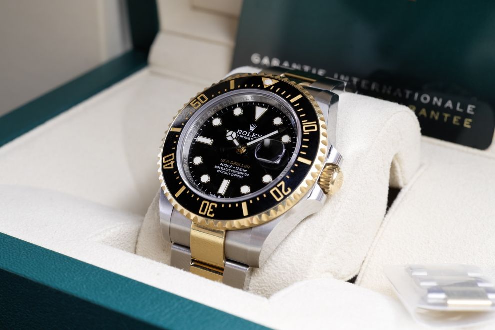 Rolex Sea-Dweller Ref. 126603 SS / Yellow Gold 18kt Box & papers Unpolished