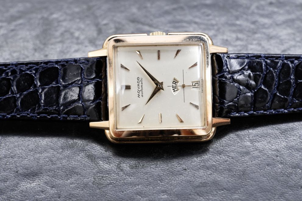 Movado Square Red Gold day-date Vintage - cioccolatino oro rosso