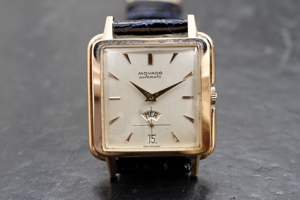 Movado Square Red Gold day-date Vintage - cioccolatino oro rosso