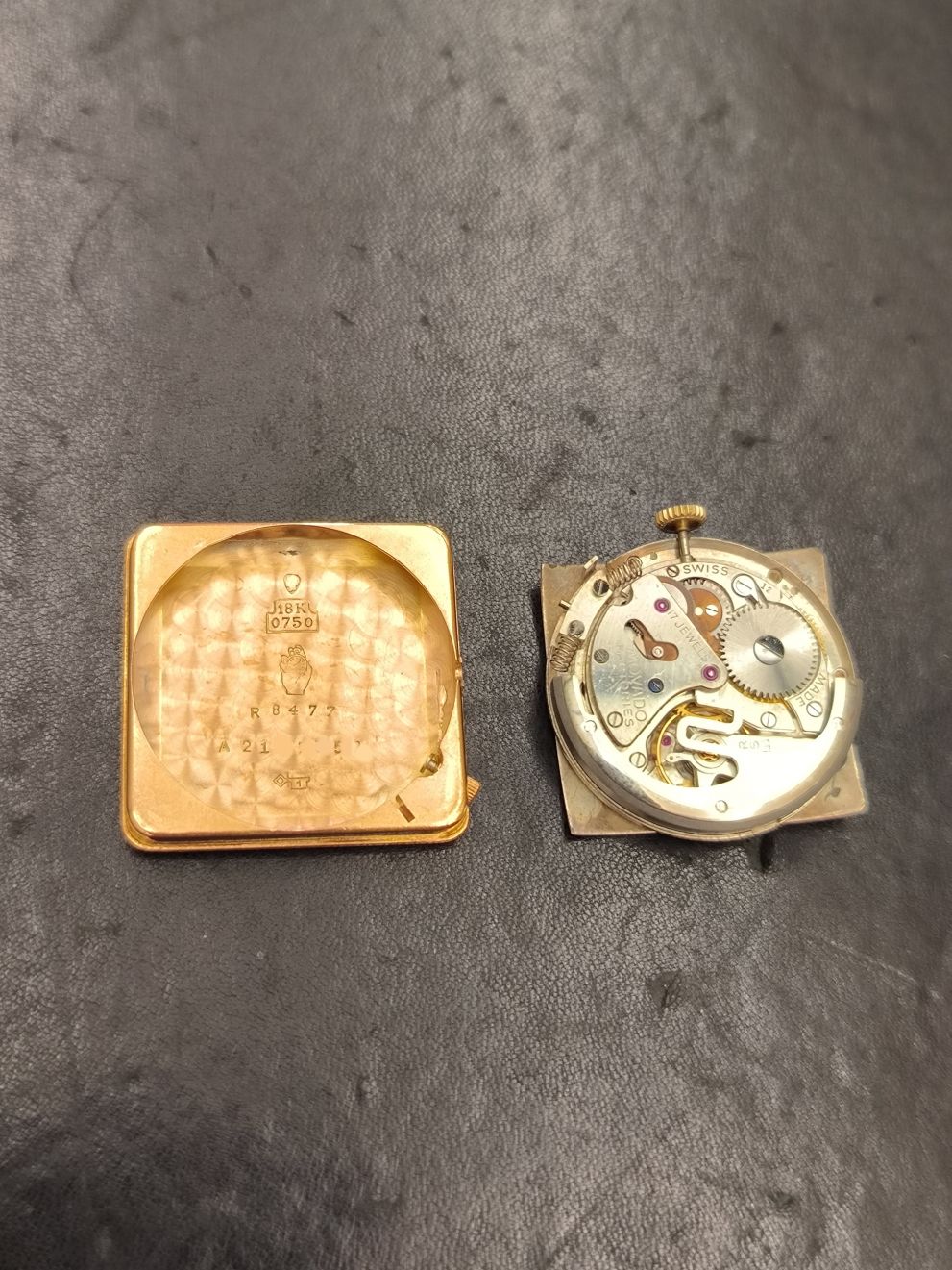 Movado Square Red Gold day-date Vintage - cioccolatino oro rosso