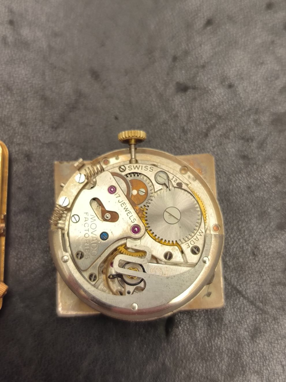 Movado Square Red Gold day-date Vintage - cioccolatino oro rosso