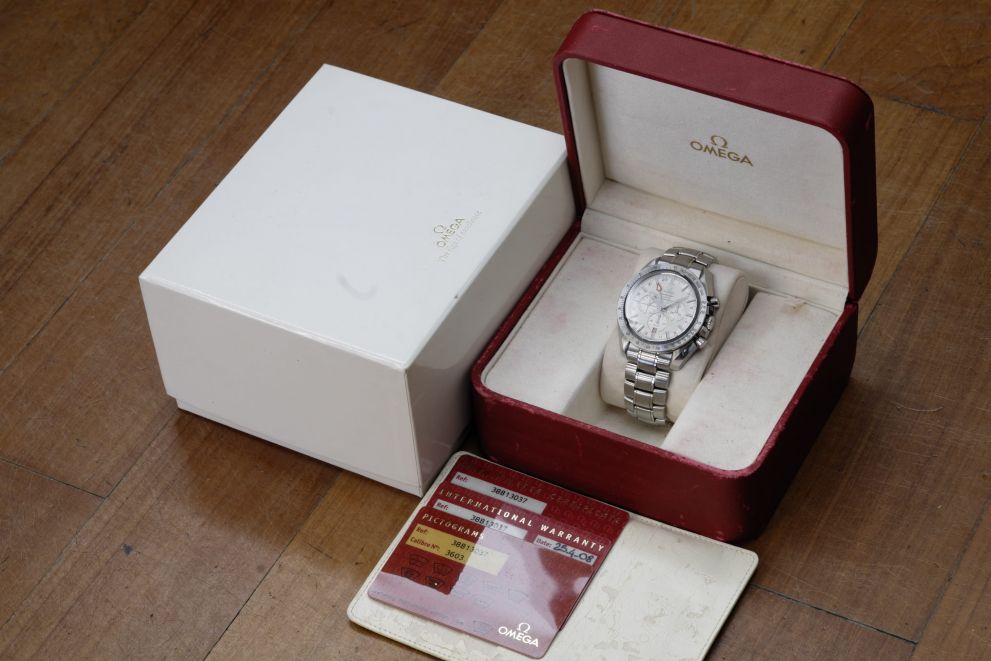 Omega Speedmaster Broad Arrow Gmt Co-Axial Full set b/p
