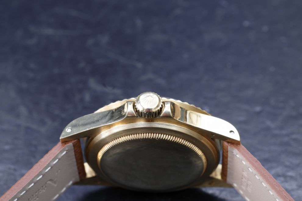 Rolex Submariner Date Yellow gold top condition 1977 mk3 bezel