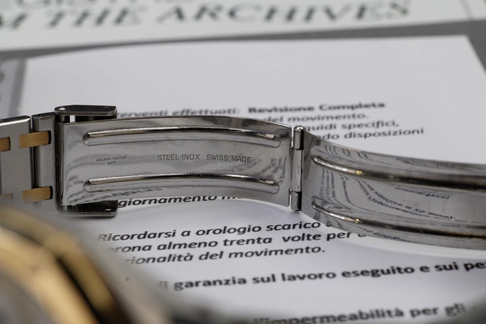 Audemars Piguet Roylal Oak 25654SA steel gold Top conditions warranty - extract - service