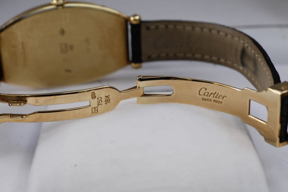 Cartier Tonneau Cintree Paris XL Yellow Gold 18kt