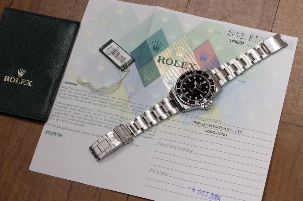 Rolex Submariner NO date Ref. 14060M F serie with papers & TAG