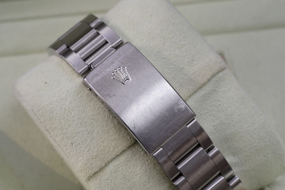 Rolex Datejust 36 Ref. 16200 Blue Roman dial Full set