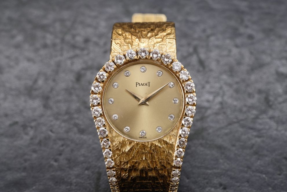 Piaget limelight gala gold 18kt diamonds super rare lady bracelet