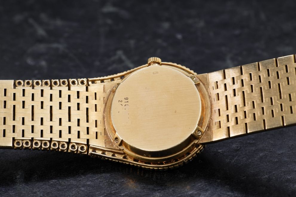 Piaget limelight gala gold 18kt diamonds super rare lady bracelet