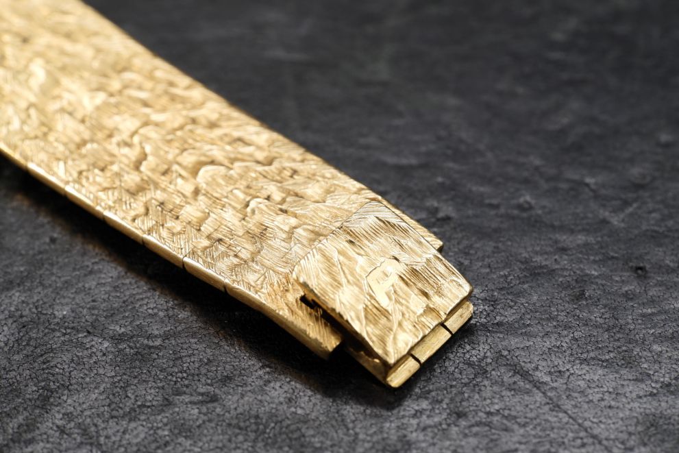 Piaget limelight gala gold 18kt diamonds super rare lady bracelet