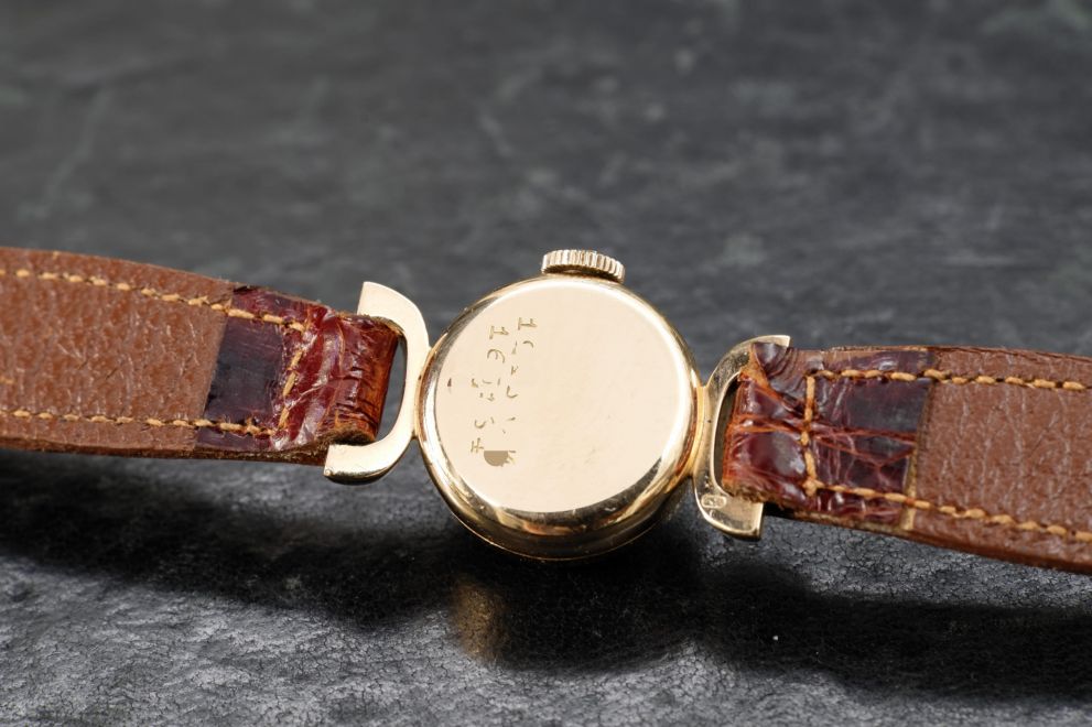 Universal Geneve Lady rose gold 18kt vintage watch - Pink dial