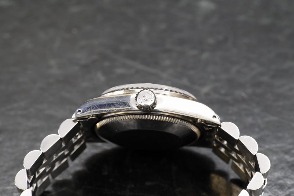Rolex Datejust 31 Ref. 68274 Medium White Gold bezel