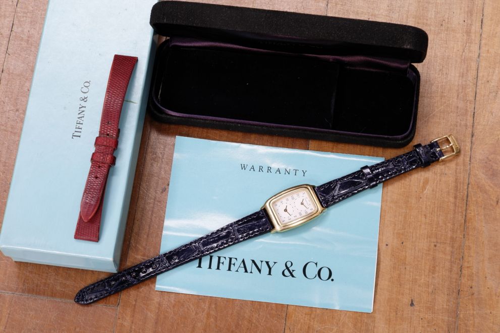 Tiffany & Co. Dual Time 18kt yellow gold Basculante - gmt - full set b/p