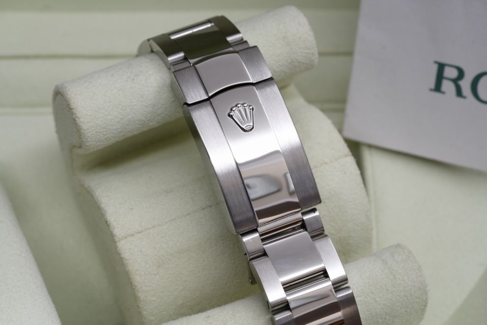 Rolex Datejust Ref. 116200 Black dial Roulette b/p